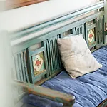 Otel La Bastide De - Et Restaurant - Teritoria 4*