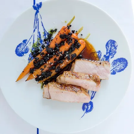 Hotel La Bastide De - Et Restaurant - Teritoria 4*