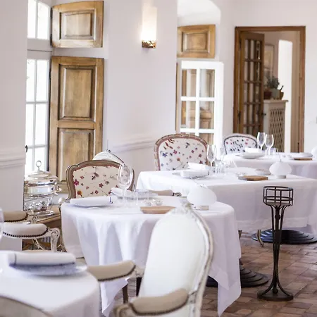 Hotel La Bastide De - Et Restaurant - Teritoria 4*