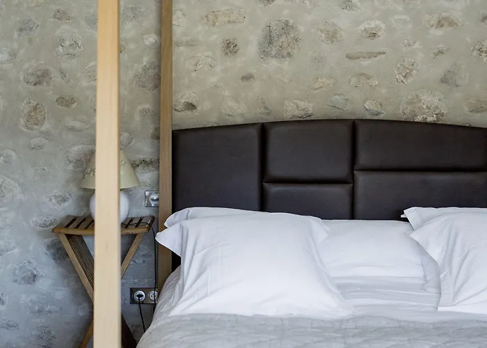 La Bastide De - Les Collectionneurs Hotel 4*