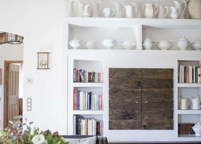 Hotel La Bastide De - Les Collectionneurs